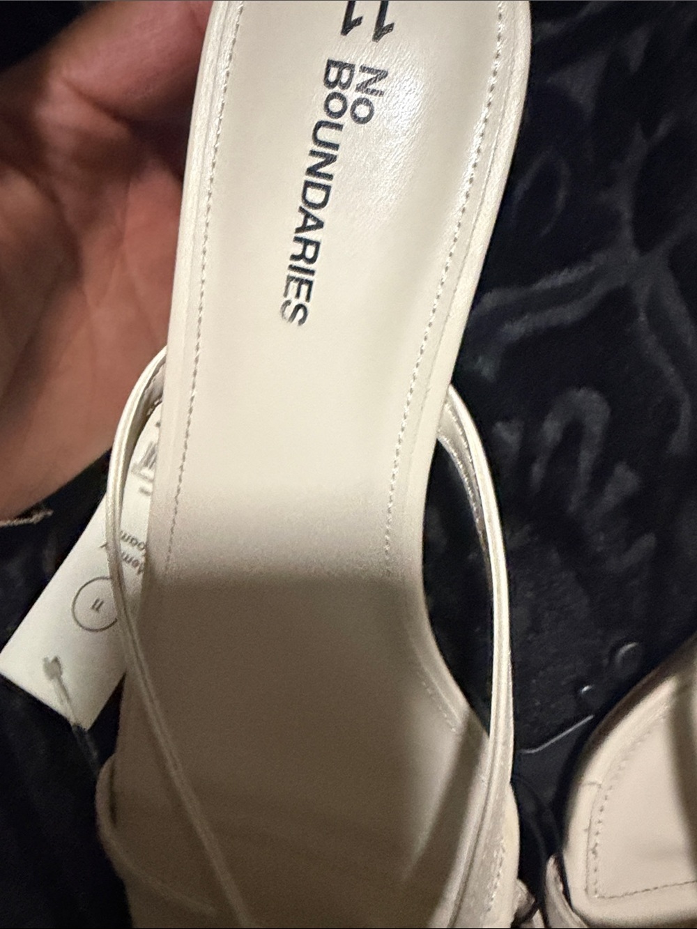 No Boundaries Cream Square-Toe Strappy Slide Sandals - Picture 7 of 8